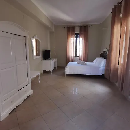 Karol Room&apartment דירה *