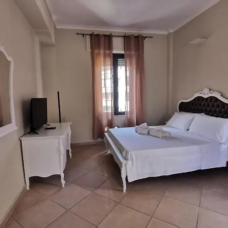 Karol Room&apartment 트로페아